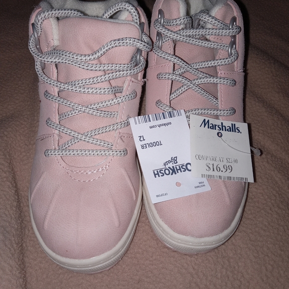 Boots - Picture 1 of 8